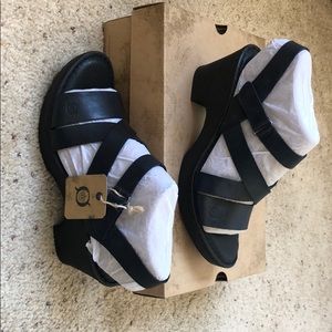 born cubera sandal